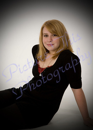 Nikki Marenus 2009 02